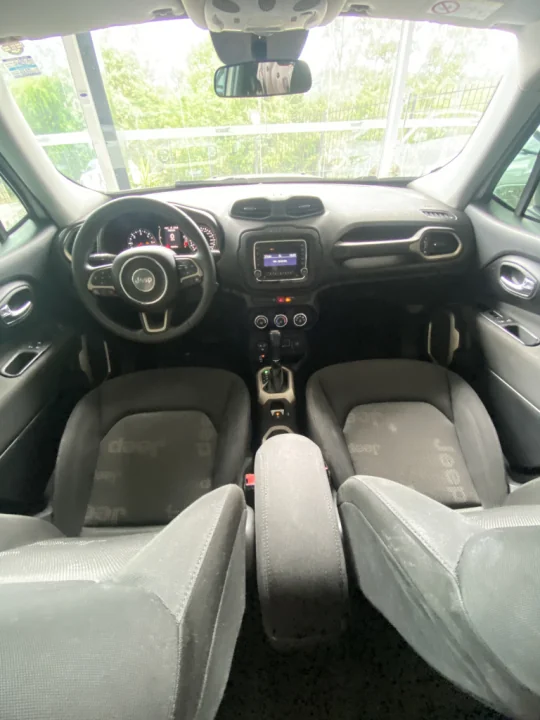 Renegade Sport 4x4 
