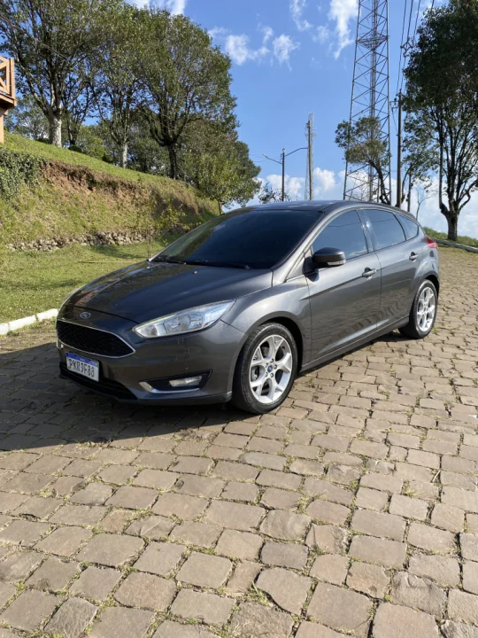 FOCUS SE 1.6 MANUAL 