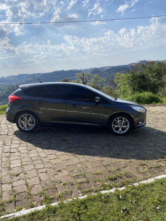 FOCUS SE 1.6 MANUAL 