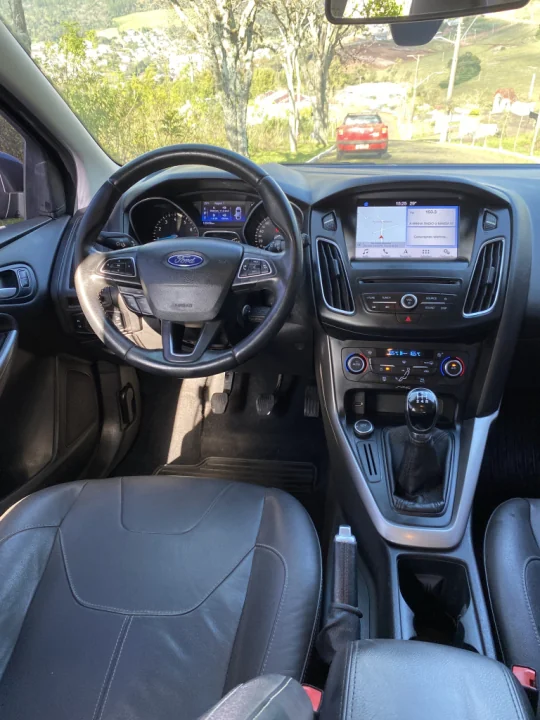 FOCUS SE 1.6 MANUAL 