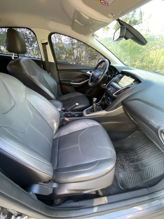 FOCUS SE 1.6 MANUAL 