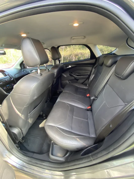 FOCUS SE 1.6 MANUAL 