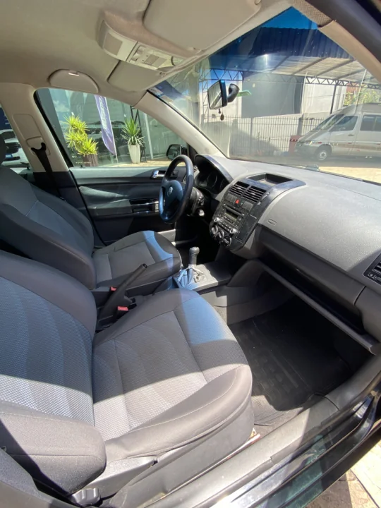 POLO 1.6 SEDAN