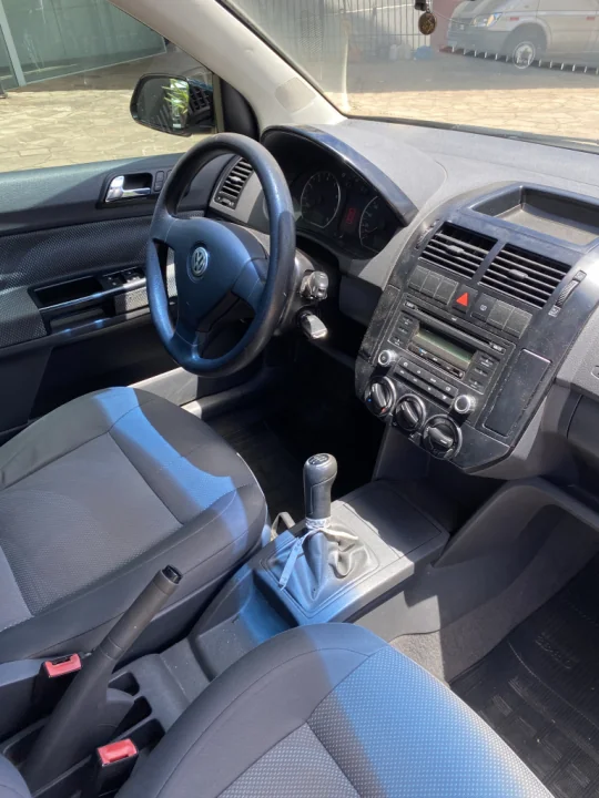 POLO 1.6 SEDAN