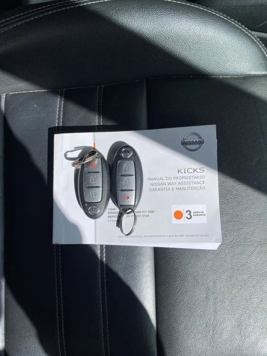 KICKS SV 1.6 AUT